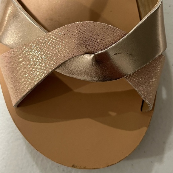 Nordstrom Girl's Sadee Flat Sandal  Kid, size 13gold  Pewter - Picture 6 of 6